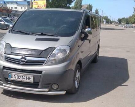 Серый Опель Виваро пасс., объемом двигателя 2 л и пробегом 281 тыс. км за 13150 $, фото 1 на Automoto.ua