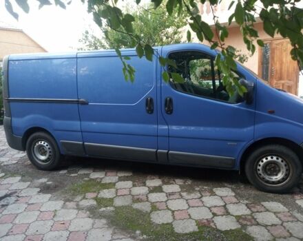 Синий Опель Виваро пасс., объемом двигателя 1.9 л и пробегом 370 тыс. км за 5500 $, фото 7 на Automoto.ua