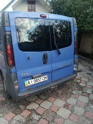 Синий Опель Виваро пасс., объемом двигателя 1.9 л и пробегом 370 тыс. км за 5500 $, фото 3 на Automoto.ua