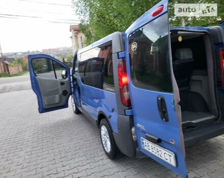 Синій Опель Віваро пас., об'ємом двигуна 2 л та пробігом 267 тис. км за 8400 $, фото 47 на Automoto.ua