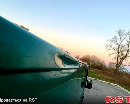 Зеленый Опель Виваро пасс., объемом двигателя 2.5 л и пробегом 527 тыс. км за 8000 $, фото 10 на Automoto.ua