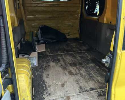 Жовтий Опель Віваро, об'ємом двигуна 2 л та пробігом 386 тис. км за 6990 $, фото 10 на Automoto.ua