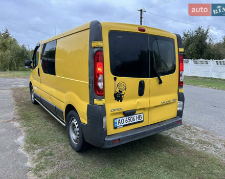 Жовтий Опель Віваро, об'ємом двигуна 2 л та пробігом 386 тис. км за 6990 $, фото 3 на Automoto.ua