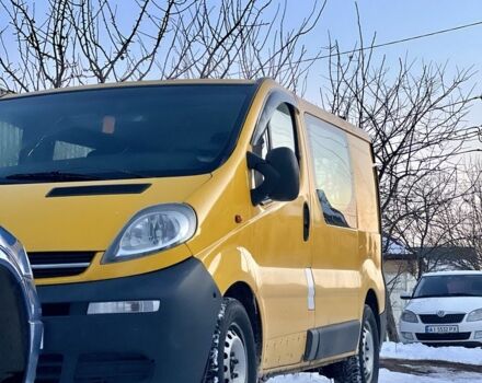 Желтый Опель Виваро, объемом двигателя 1.9 л и пробегом 286 тыс. км за 3500 $, фото 7 на Automoto.ua