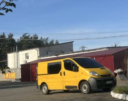 Желтый Опель Виваро, объемом двигателя 1.9 л и пробегом 286 тыс. км за 3500 $, фото 5 на Automoto.ua