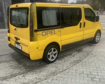 Желтый Опель Виваро, объемом двигателя 1.9 л и пробегом 200 тыс. км за 4999 $, фото 2 на Automoto.ua