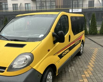 Жовтий Опель Віваро, об'ємом двигуна 1.9 л та пробігом 455 тис. км за 6000 $, фото 5 на Automoto.ua