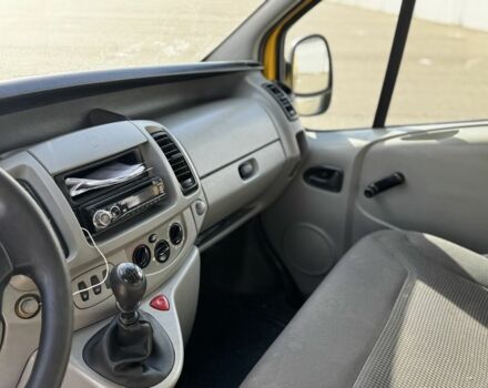 Желтый Опель Виваро, объемом двигателя 1.9 л и пробегом 233 тыс. км за 5100 $, фото 12 на Automoto.ua