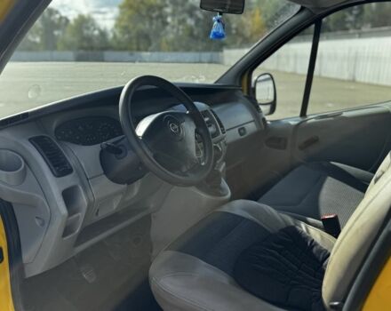 Желтый Опель Виваро, объемом двигателя 1.9 л и пробегом 233 тыс. км за 5100 $, фото 10 на Automoto.ua