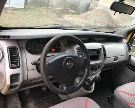 Жовтий Опель Віваро, об'ємом двигуна 0 л та пробігом 350 тис. км за 3599 $, фото 4 на Automoto.ua