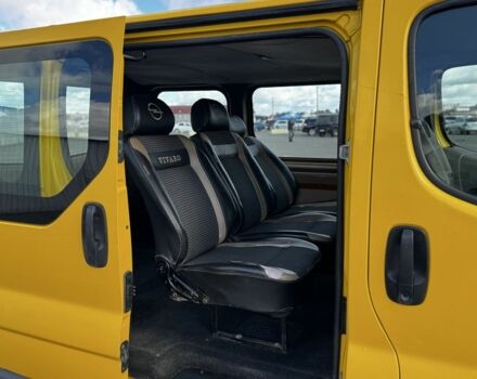 Желтый Опель Виваро, объемом двигателя 1.9 л и пробегом 233 тыс. км за 5100 $, фото 16 на Automoto.ua