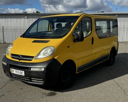 Желтый Опель Виваро, объемом двигателя 1.9 л и пробегом 233 тыс. км за 5100 $, фото 1 на Automoto.ua