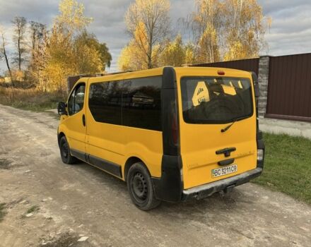 Желтый Опель Виваро, объемом двигателя 1.9 л и пробегом 250 тыс. км за 4500 $, фото 3 на Automoto.ua