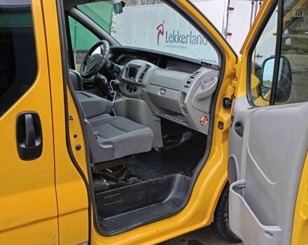 Желтый Опель Виваро, объемом двигателя 2 л и пробегом 228 тыс. км за 6500 $, фото 5 на Automoto.ua