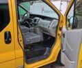Желтый Опель Виваро, объемом двигателя 2 л и пробегом 228 тыс. км за 6500 $, фото 5 на Automoto.ua
