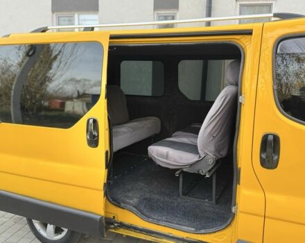 Желтый Опель Виваро, объемом двигателя 1.9 л и пробегом 320 тыс. км за 6600 $, фото 7 на Automoto.ua