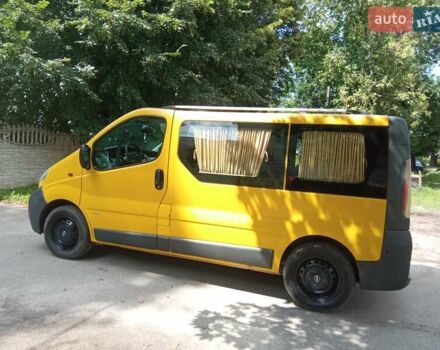 Жовтий Опель Віваро, об'ємом двигуна 1.9 л та пробігом 191 тис. км за 6300 $, фото 4 на Automoto.ua