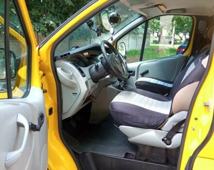 Жовтий Опель Віваро, об'ємом двигуна 1.9 л та пробігом 191 тис. км за 6300 $, фото 3 на Automoto.ua