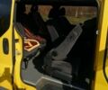Желтый Опель Виваро, объемом двигателя 2.5 л и пробегом 288 тыс. км за 7500 $, фото 8 на Automoto.ua