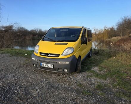 Жовтий Опель Віваро, об'ємом двигуна 1.9 л та пробігом 312 тис. км за 5999 $, фото 1 на Automoto.ua