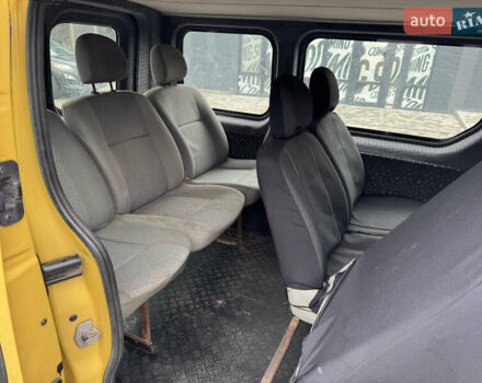 Жовтий Опель Віваро, об'ємом двигуна 2.46 л та пробігом 280 тис. км за 6999 $, фото 19 на Automoto.ua