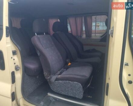 Желтый Опель Виваро, объемом двигателя 1.87 л и пробегом 410 тыс. км за 6500 $, фото 7 на Automoto.ua