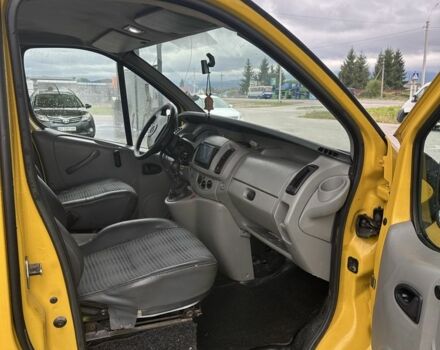 Желтый Опель Виваро, объемом двигателя 1.9 л и пробегом 230 тыс. км за 5300 $, фото 7 на Automoto.ua