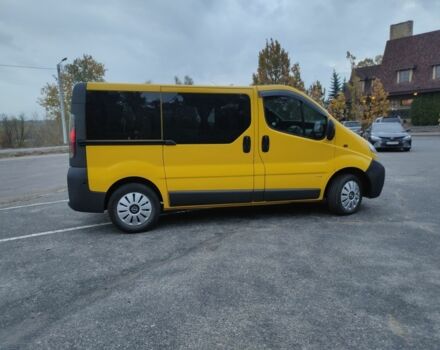 Жовтий Опель Віваро, об'ємом двигуна 1.9 л та пробігом 275 тис. км за 6850 $, фото 2 на Automoto.ua
