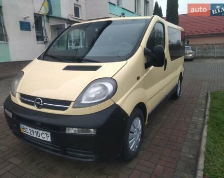 Желтый Опель Виваро, объемом двигателя 1.87 л и пробегом 410 тыс. км за 6500 $, фото 10 на Automoto.ua