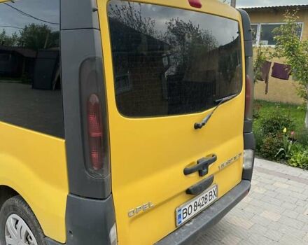Желтый Опель Виваро, объемом двигателя 1.87 л и пробегом 300 тыс. км за 5900 $, фото 4 на Automoto.ua