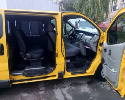 Желтый Опель Виваро, объемом двигателя 1.9 л и пробегом 210 тыс. км за 6500 $, фото 5 на Automoto.ua