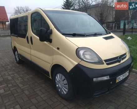 Желтый Опель Виваро, объемом двигателя 1.87 л и пробегом 410 тыс. км за 6500 $, фото 11 на Automoto.ua