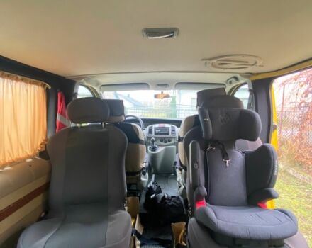 Жовтий Опель Віваро, об'ємом двигуна 1.9 л та пробігом 180 тис. км за 7100 $, фото 7 на Automoto.ua