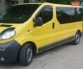 Желтый Опель Виваро, объемом двигателя 2.5 л и пробегом 288 тыс. км за 7500 $, фото 1 на Automoto.ua