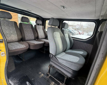 Жовтий Опель Віваро, об'ємом двигуна 1.9 л та пробігом 210 тис. км за 6999 $, фото 37 на Automoto.ua