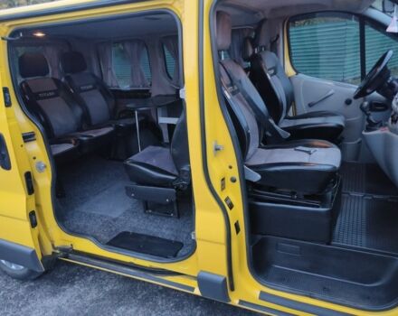 Жовтий Опель Віваро, об'ємом двигуна 1.9 л та пробігом 275 тис. км за 6850 $, фото 6 на Automoto.ua