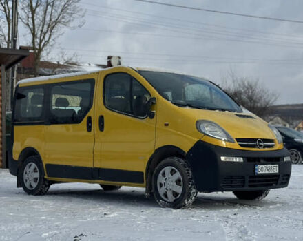 Жовтий Опель Віваро, об'ємом двигуна 1.9 л та пробігом 210 тис. км за 6999 $, фото 7 на Automoto.ua