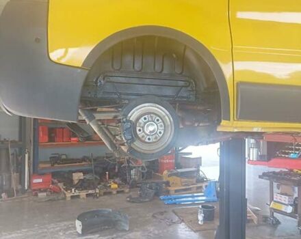 Жовтий Опель Віваро, об'ємом двигуна 1.87 л та пробігом 308 тис. км за 7450 $, фото 12 на Automoto.ua