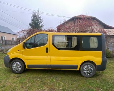Жовтий Опель Віваро, об'ємом двигуна 1.9 л та пробігом 180 тис. км за 7100 $, фото 2 на Automoto.ua