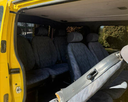 Желтый Опель Виваро, объемом двигателя 1.87 л и пробегом 316 тыс. км за 7200 $, фото 13 на Automoto.ua