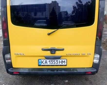 Желтый Опель Виваро, объемом двигателя 1.9 л и пробегом 210 тыс. км за 6500 $, фото 4 на Automoto.ua