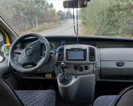 Жовтий Опель Віваро, об'ємом двигуна 0 л та пробігом 298 тис. км за 6800 $, фото 5 на Automoto.ua
