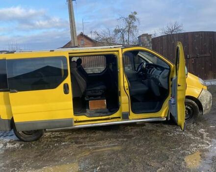 Жовтий Опель Віваро, об'ємом двигуна 1.9 л та пробігом 422 тис. км за 6500 $, фото 11 на Automoto.ua