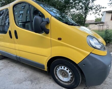 Жовтий Опель Віваро, об'ємом двигуна 0 л та пробігом 170 тис. км за 8500 $, фото 3 на Automoto.ua