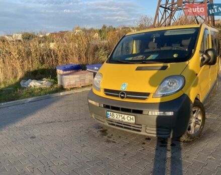 Желтый Опель Виваро, объемом двигателя 1.87 л и пробегом 235 тыс. км за 7400 $, фото 3 на Automoto.ua