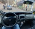 Желтый Опель Виваро, объемом двигателя 2 л и пробегом 250 тыс. км за 5500 $, фото 5 на Automoto.ua