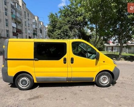 Желтый Опель Виваро, объемом двигателя 1.87 л и пробегом 170 тыс. км за 8500 $, фото 1 на Automoto.ua