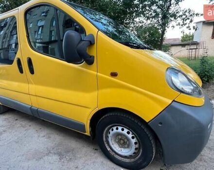 Желтый Опель Виваро, объемом двигателя 1.87 л и пробегом 170 тыс. км за 8500 $, фото 3 на Automoto.ua