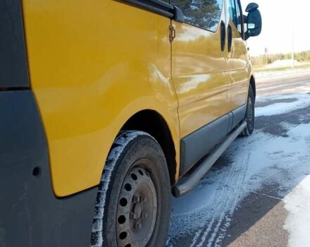 Желтый Опель Виваро, объемом двигателя 1.9 л и пробегом 339 тыс. км за 5555 $, фото 6 на Automoto.ua