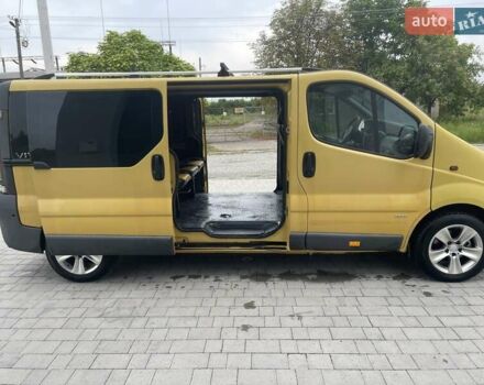 Жовтий Опель Віваро, об'ємом двигуна 1.9 л та пробігом 280 тис. км за 6800 $, фото 5 на Automoto.ua